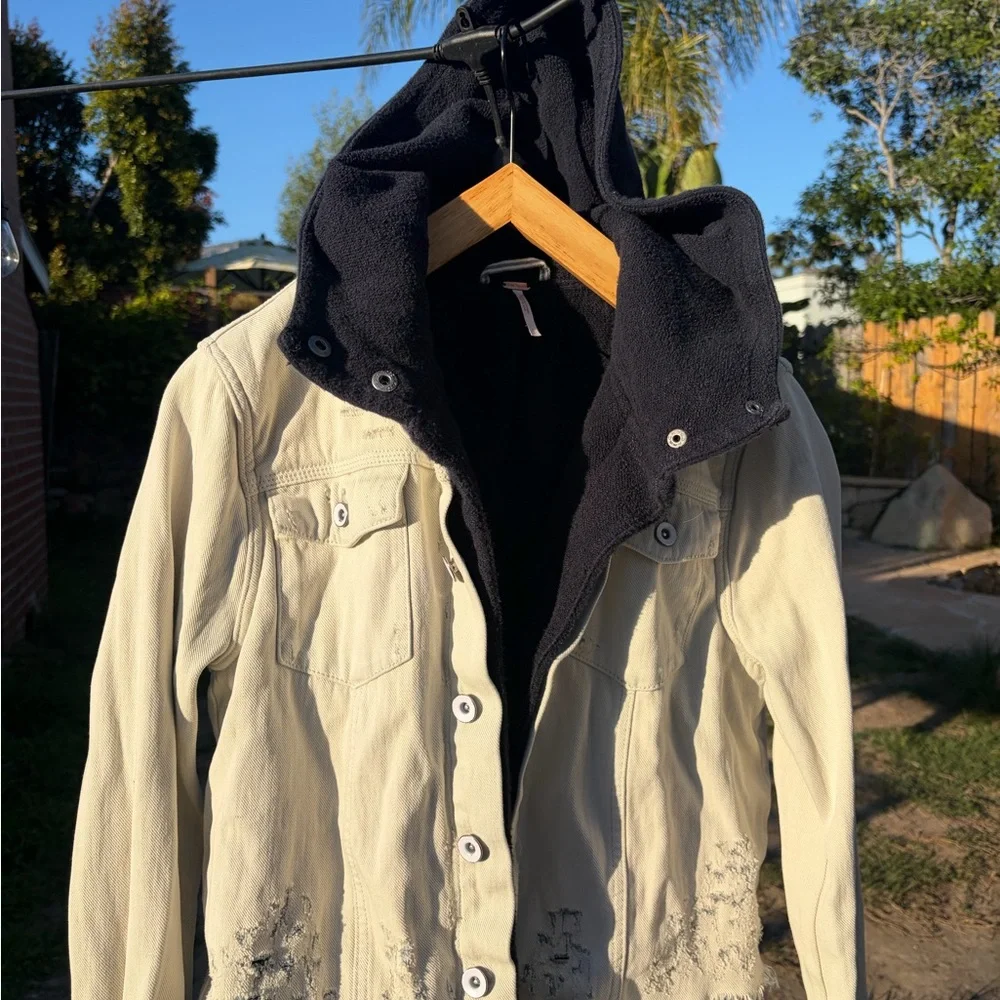 Free People Cream / Ivory Denim Jacket w/ Soft black charcoal hoodie Lightweight - Picture 8 of 11
